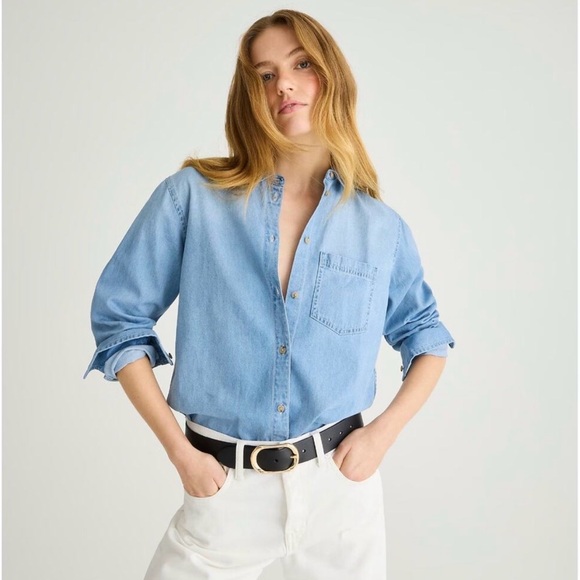 J. Crew Garcon Classic Fit Chambray Shirt Storm Wash Blue Cotton US 4P- SEE PICS - Picture 1 of 13